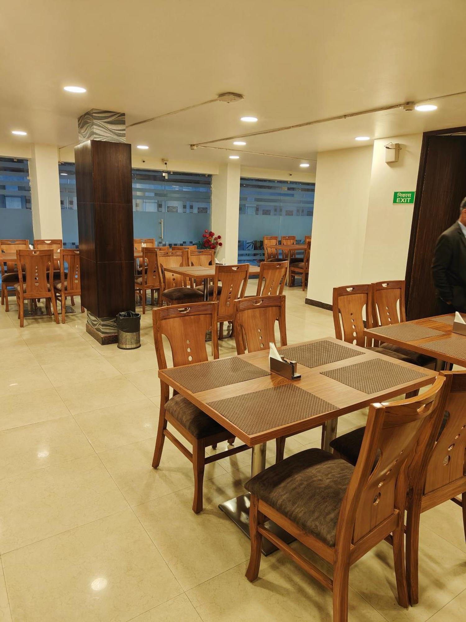 Rosemallow Hotel New Delhi Exterior photo